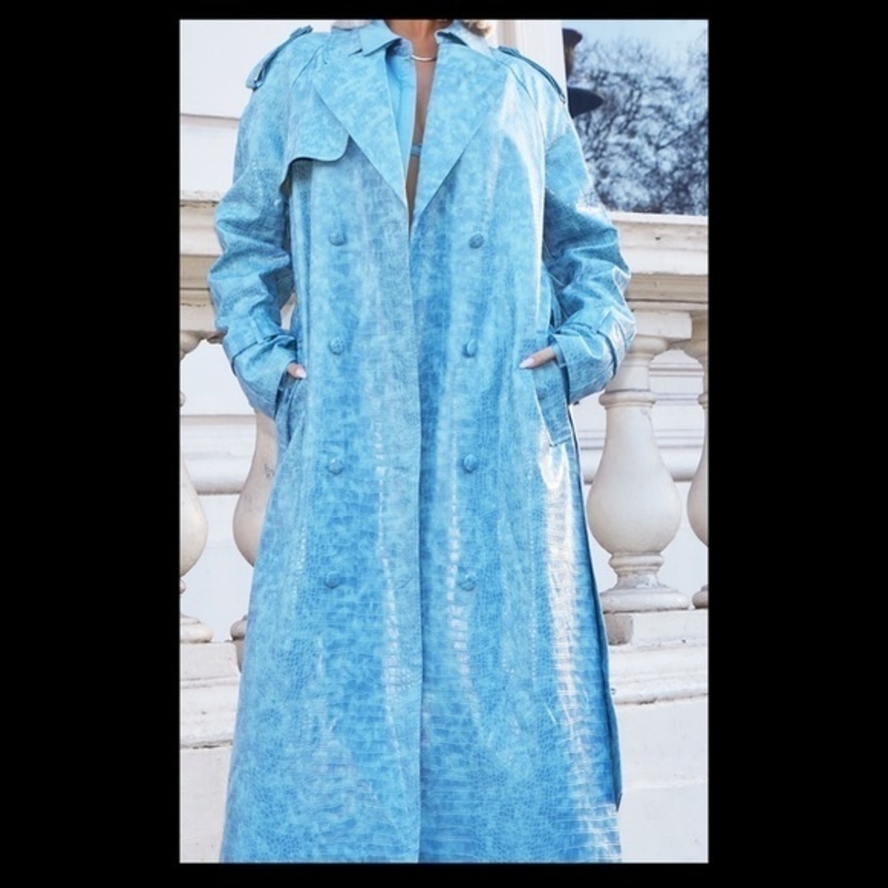 NEW Pretty Little Thing Pale Blue Croc PU Trench Coat | Size 10 - Picture 5 of 12